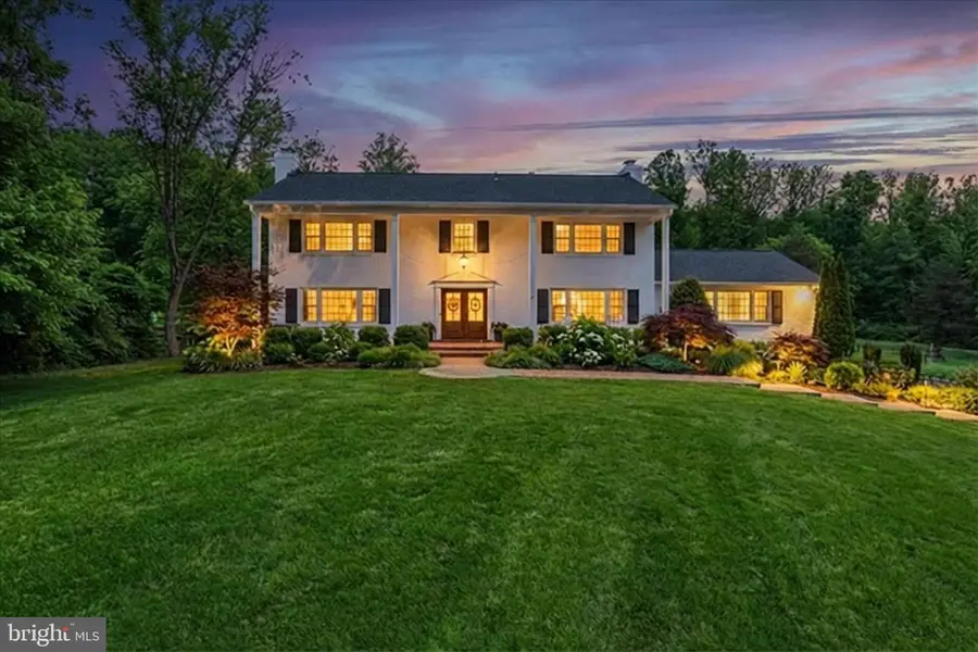 11309 Hunting Horse Dr, Fairfax Station, VA 22039 - #2