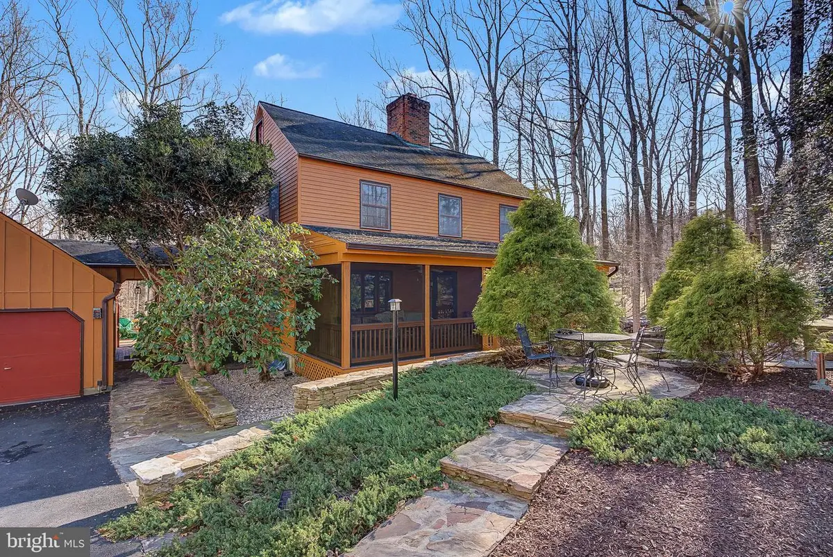 521 Lost Acre Ln, Great Falls, VA 22066 - #1