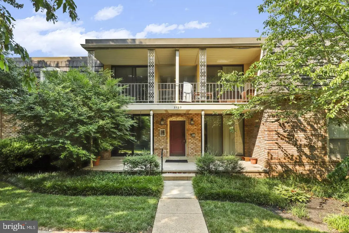 3125 Patrick Henry Dr #230, Falls Church, VA 22044 - #1