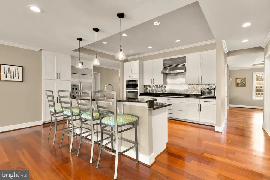 316 Owaissa Rd Se, Vienna, VA 22180 - #3