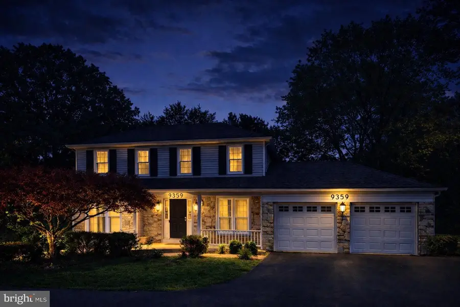 9359 Robnel Pl, Vienna, VA 22182 - #2