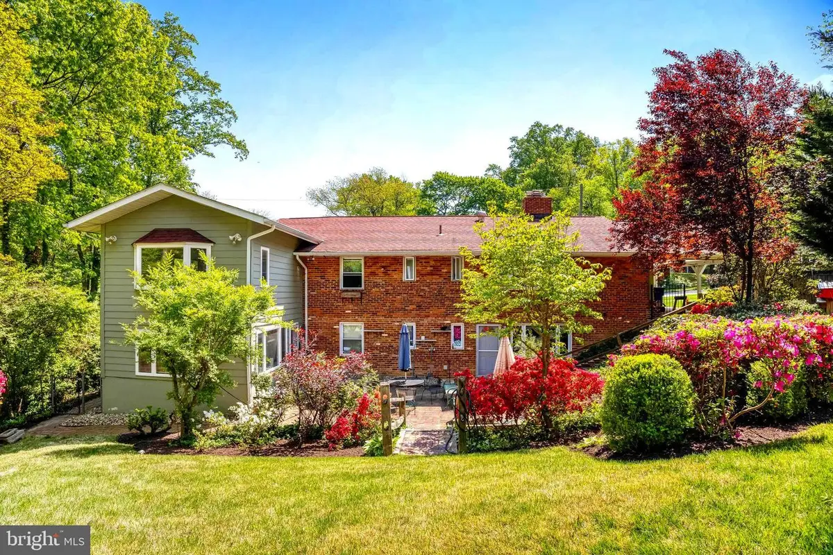 6400 Julian St, Springfield, VA 22150 - #1