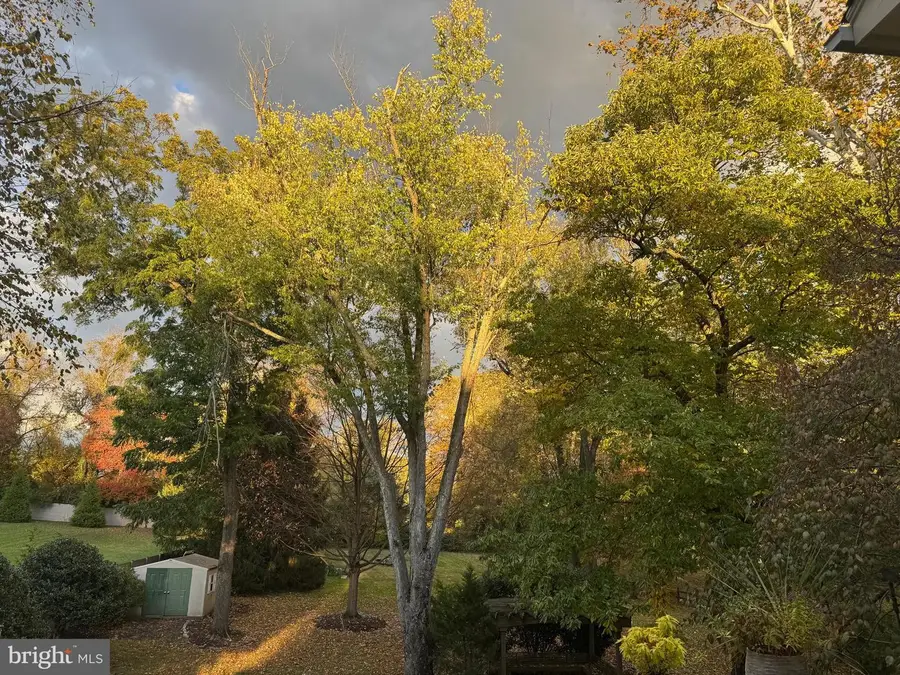 1827 Beulah Rd, Vienna, VA 22182 - #3