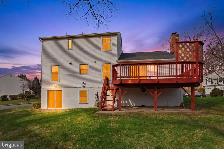 8309 Terra Grande Ave, Springfield, VA 22153 - #3