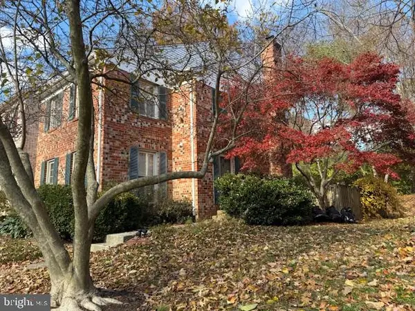 9648 Masterworks Dr, VIENNA, VA 22181