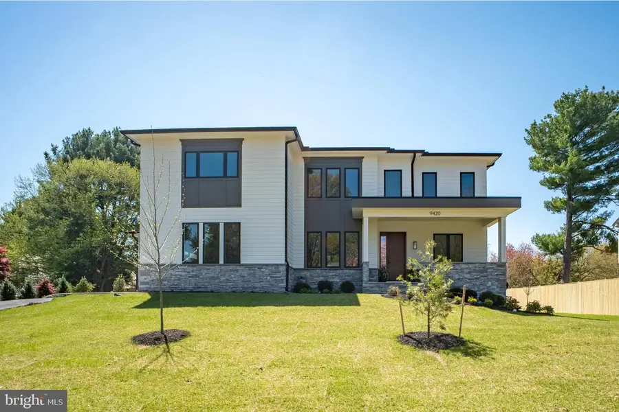 9420 Vernon Dr, Great Falls, VA 22066 - #2