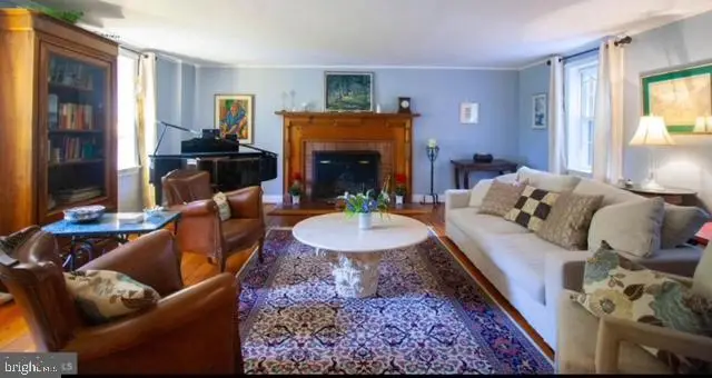 2603 Faber Ct, Falls Church, VA 22046 - #2