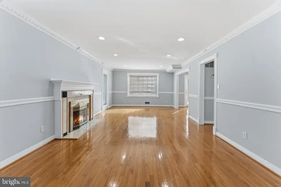 3911 Shelley Ln, Annandale, VA 22003 - #3