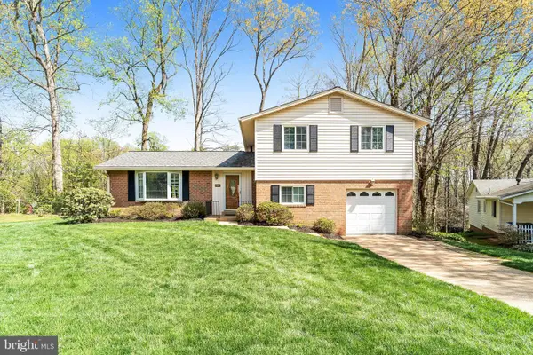 5392 Gainsborough Dr, FAIRFAX, VA 22032