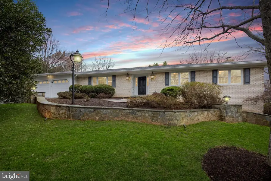 2701 Verily Ct, Oakton, VA 22124 - #2