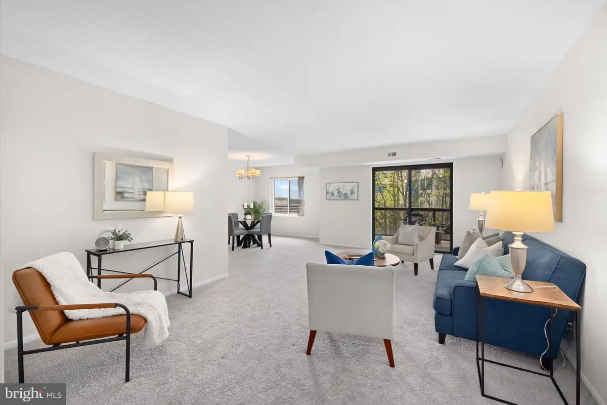 8370 Greensboro Dr #608, McLean, VA 22102 - #1