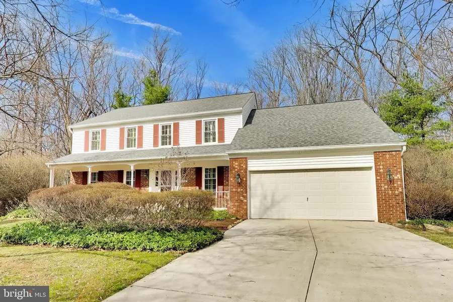 9321 Hobart Ct, Fairfax, VA 22032 - #3