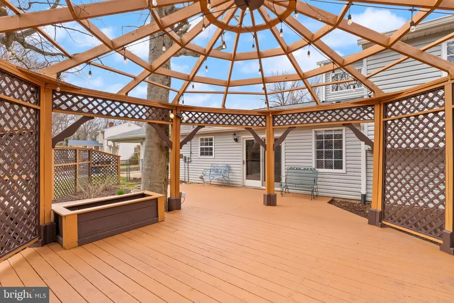 6027 Ridge Ford Dr, Burke, VA 22015 - #3