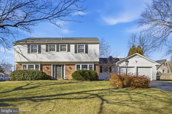 12824 Melville Ln, FAIRFAX, VA 22033