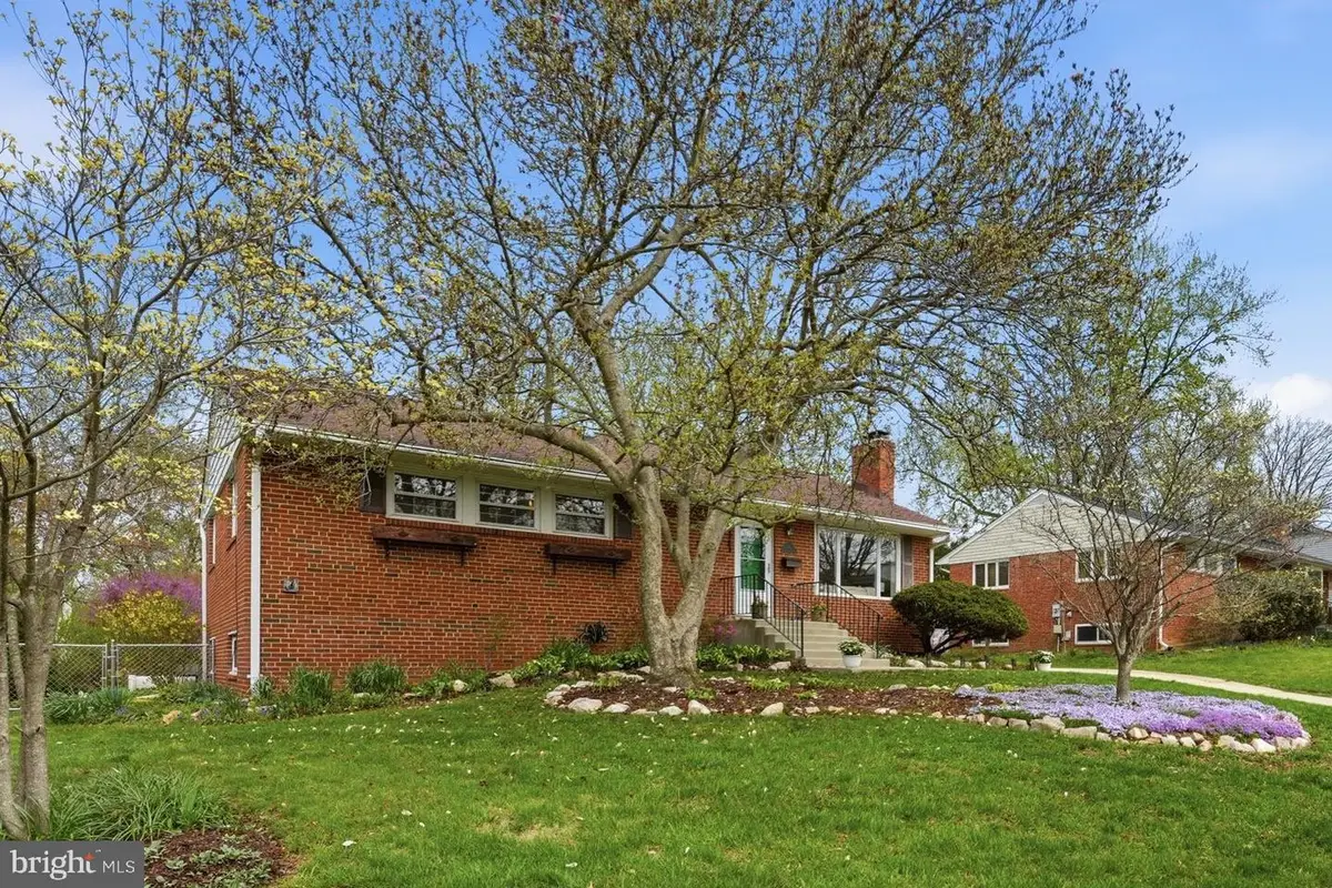 8110 Carrick Ln, Springfield, VA 22151 - #1