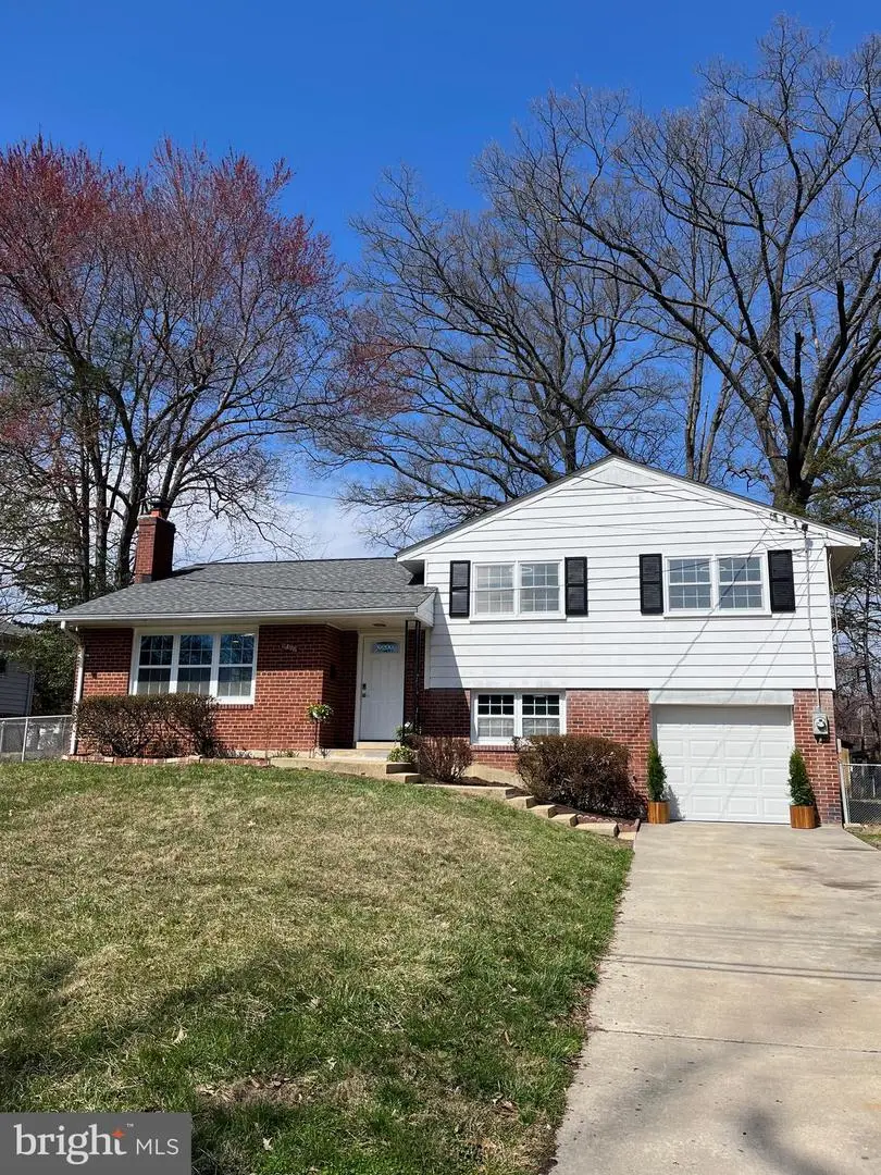 7318 Chatham St, Springfield, VA 22151 - #2