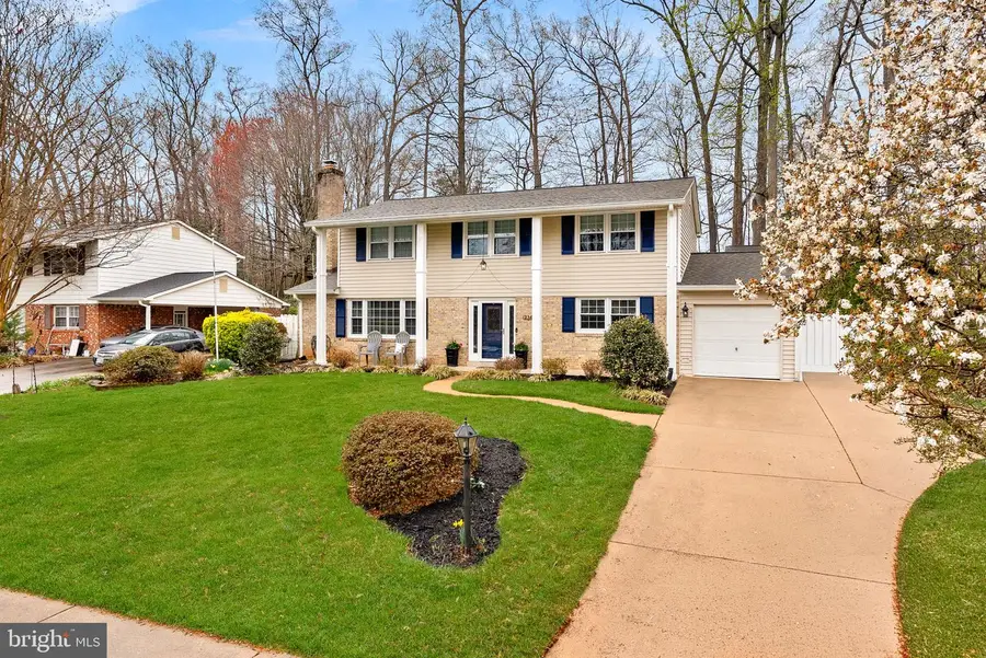 7306 Reservation Dr, Springfield, VA 22153 - #2