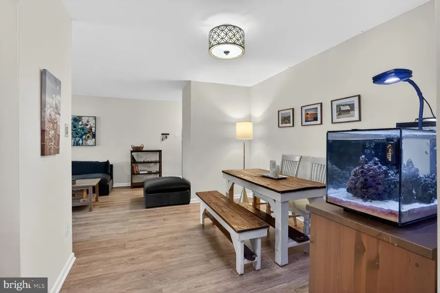 10200 Bushman Dr #121, Oakton, VA 22124 - #3