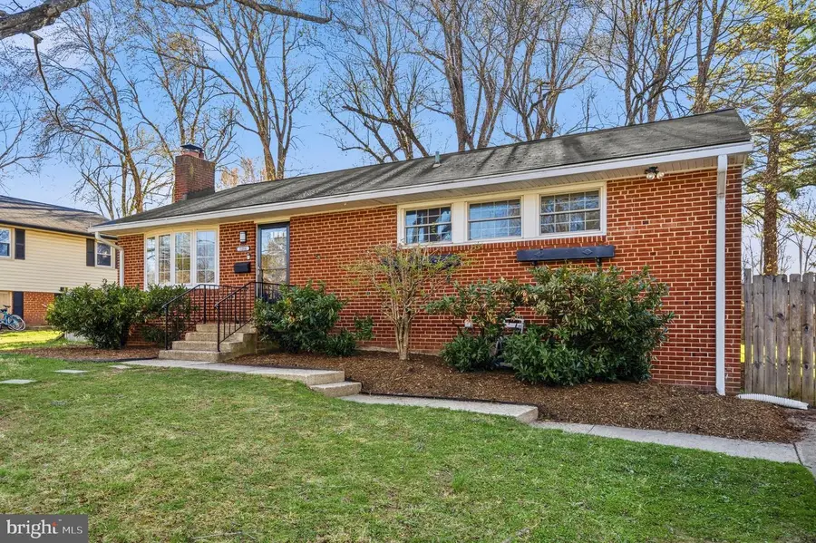 5404 Nutting Dr, Springfield, VA 22151 - #3