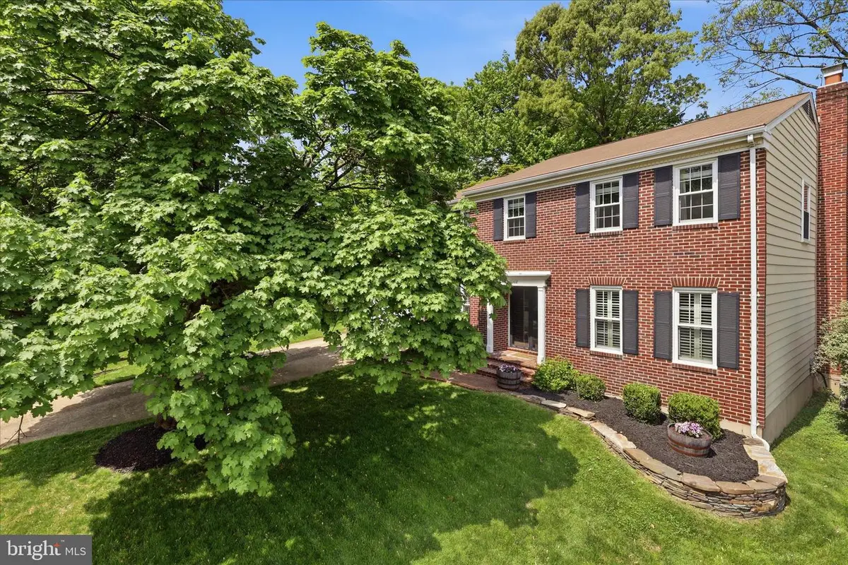 5208 Ruffner Woods Ct, Burke, VA 22015 - #1
