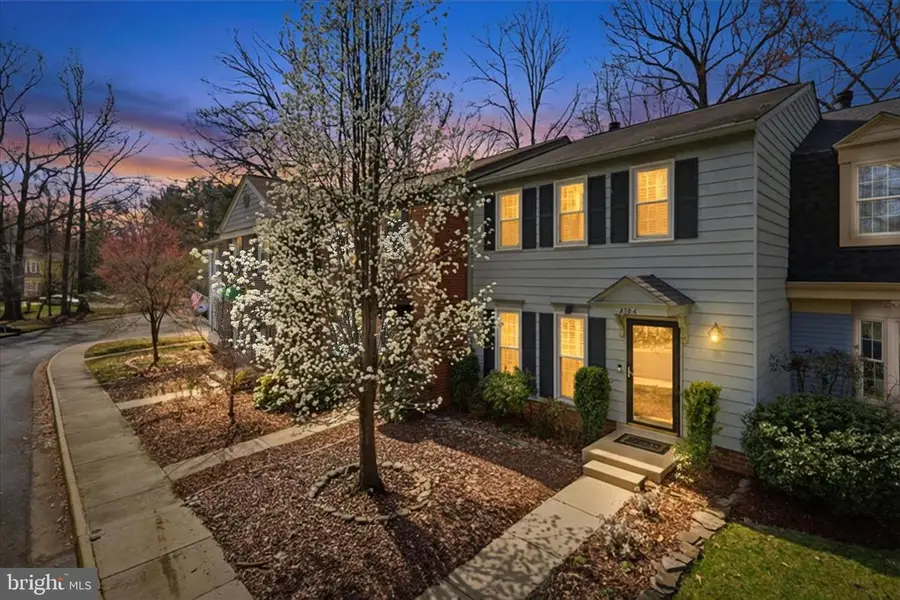 2184 Pond View Ct, Reston, VA 20191 - #3