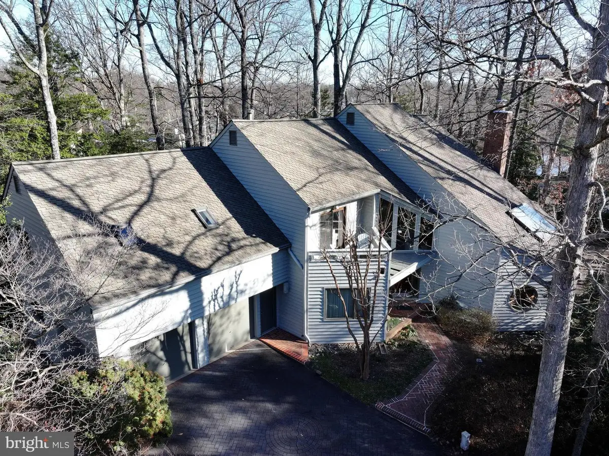 11574 Lake Newport Rd, Reston, VA 20194 - #1