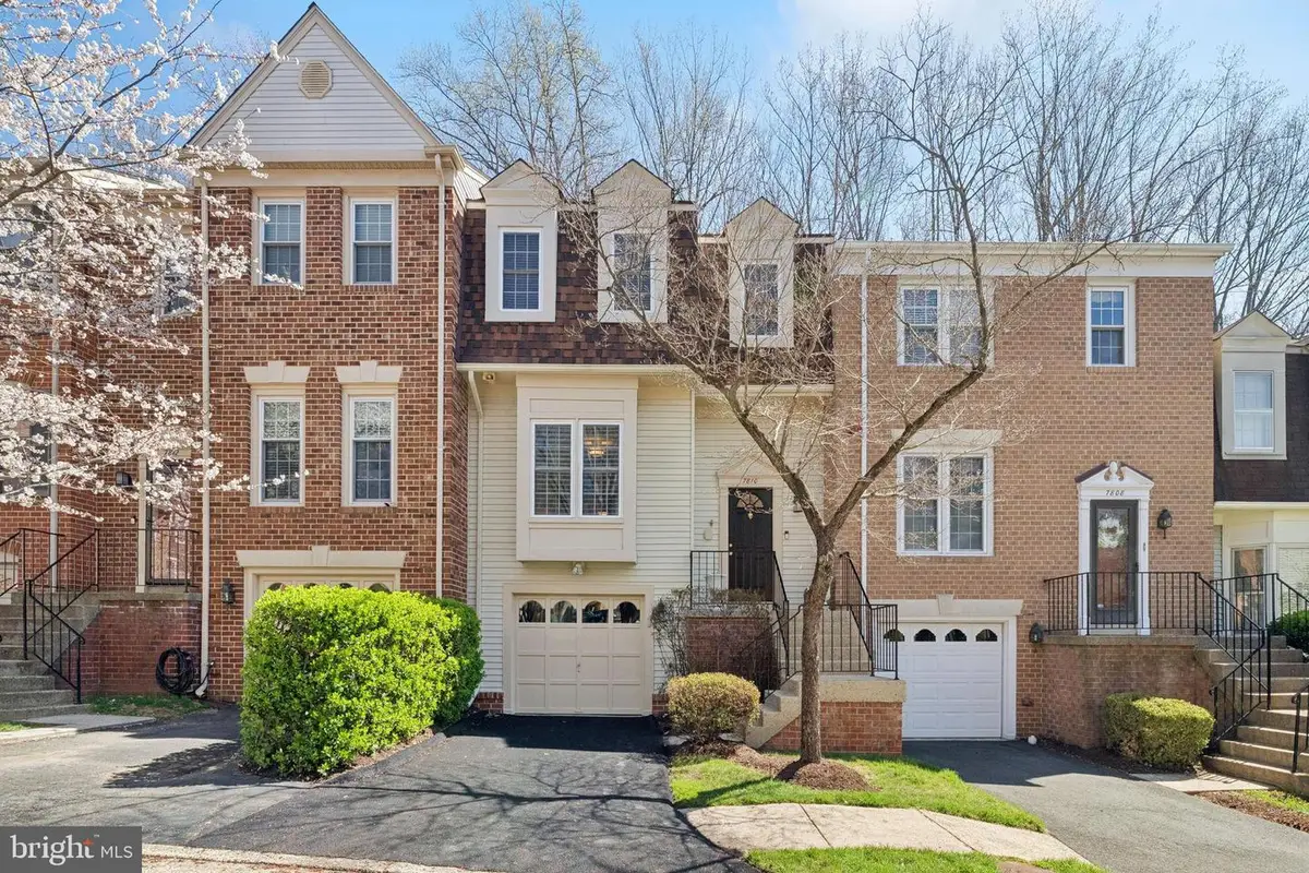 7810 Ashley Glen Rd, Annandale, VA 22003 - #1