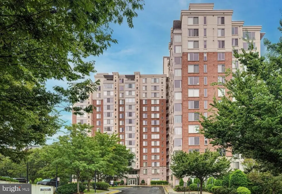 2726 Gallows Rd #1108, Vienna, VA 22180 - #1