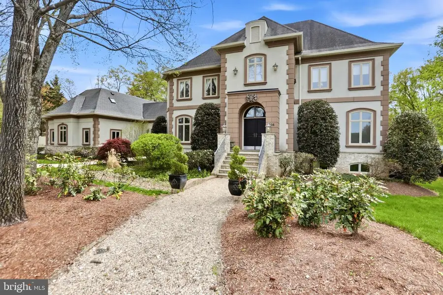 606 Kentland Dr, Great Falls, VA 22066 - #2