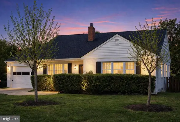 4418 Gilbertson Rd, FAIRFAX, VA 22032