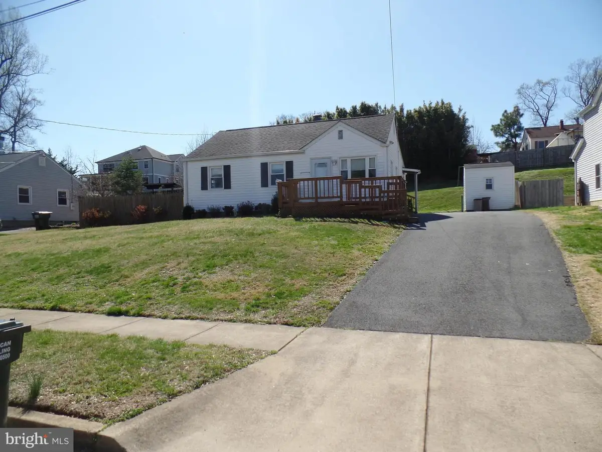 1910 Hillside Dr, Falls Church, VA 22043 - #1