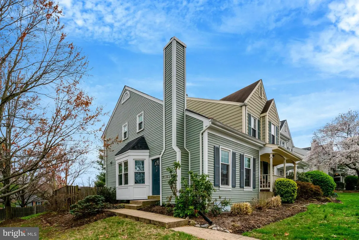 6477 Brick Hearth Ct, Alexandria, VA 22306 - #1