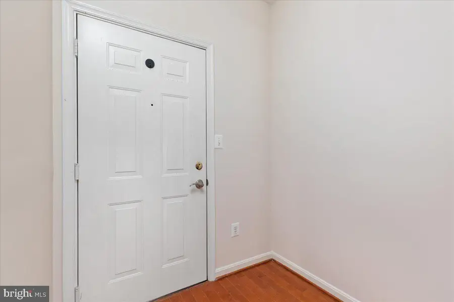 1705 Lake Shore Crest Dr #25, Reston, VA 20190 - #3