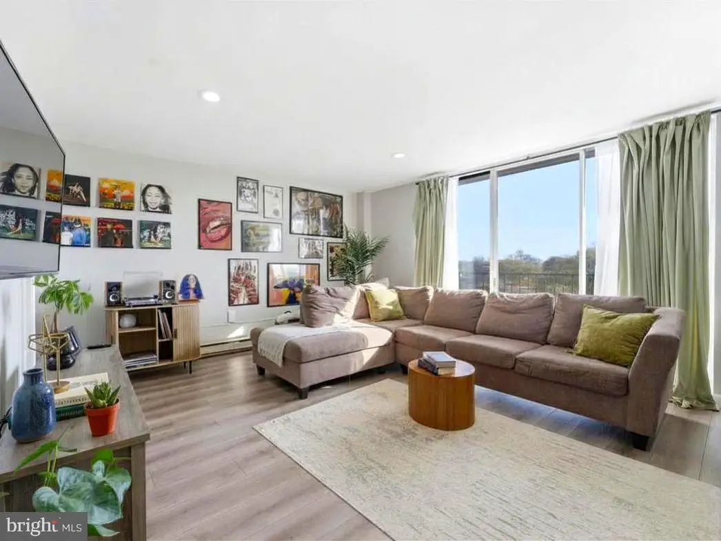 3245 Rio Dr #906, Falls Church, VA 22041 - #1