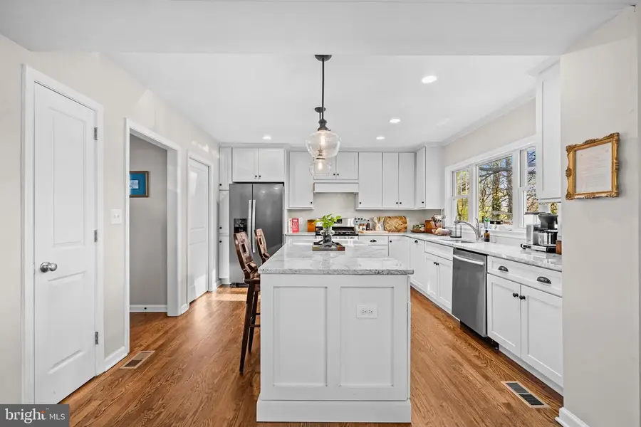 2722 Woodley Pl, Falls Church, VA 22046 - #3