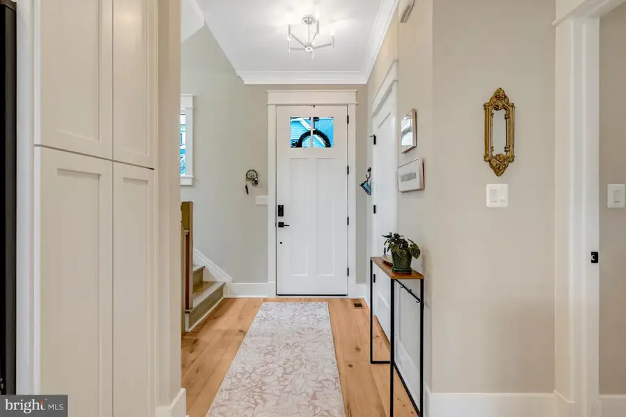 105 Courthouse Rd Sw, Vienna, VA 22180 - #2