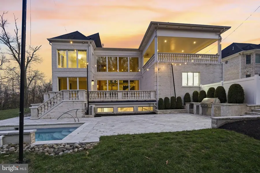 6600 Reserves Hill Ct, Annandale, VA 22003 - #2