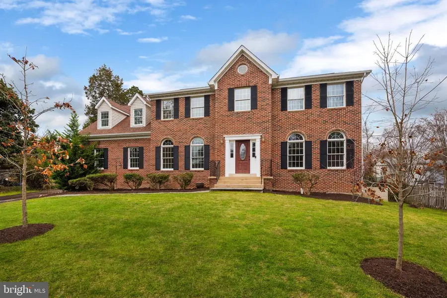3400 Woodland Ln, Alexandria, VA 22309 - #3