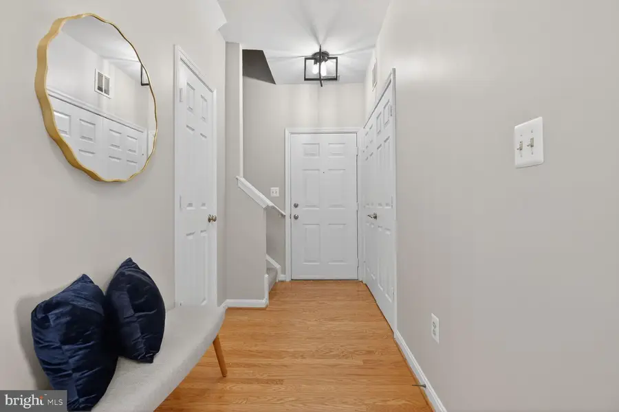 11326 Westbrook Mill Ln #301, Fairfax, VA 22030 - #3