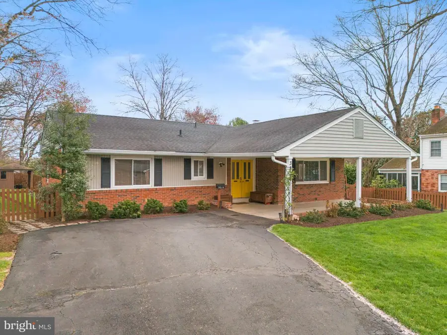 3819 Shelley Ln, Annandale, VA 22003 - #3