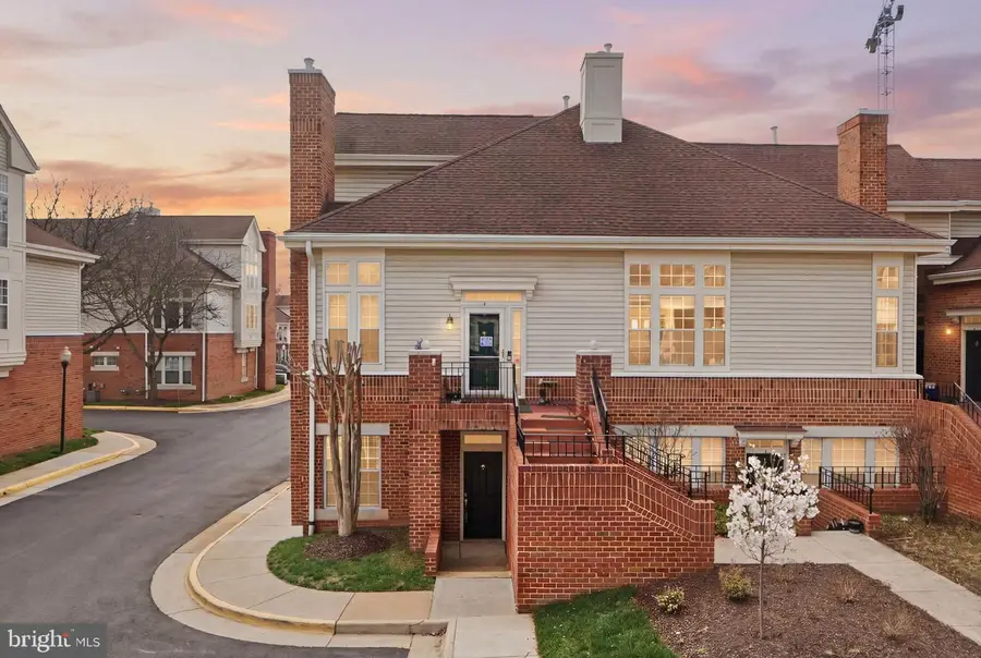 7023-a Haycock Rd, Falls Church, VA 22043 - #2