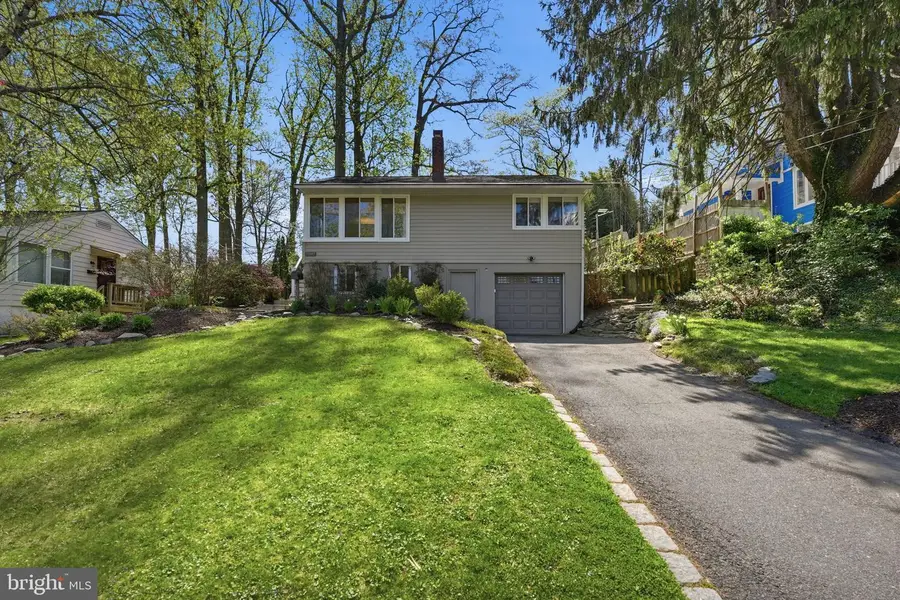 7107 Woodley Ln, Falls Church, VA 22042 - #3