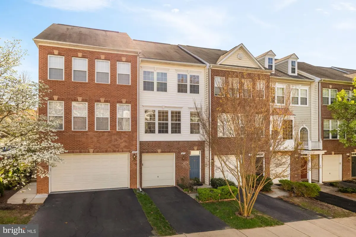 4111 River Forth Dr, Fairfax, VA 22030 - #1