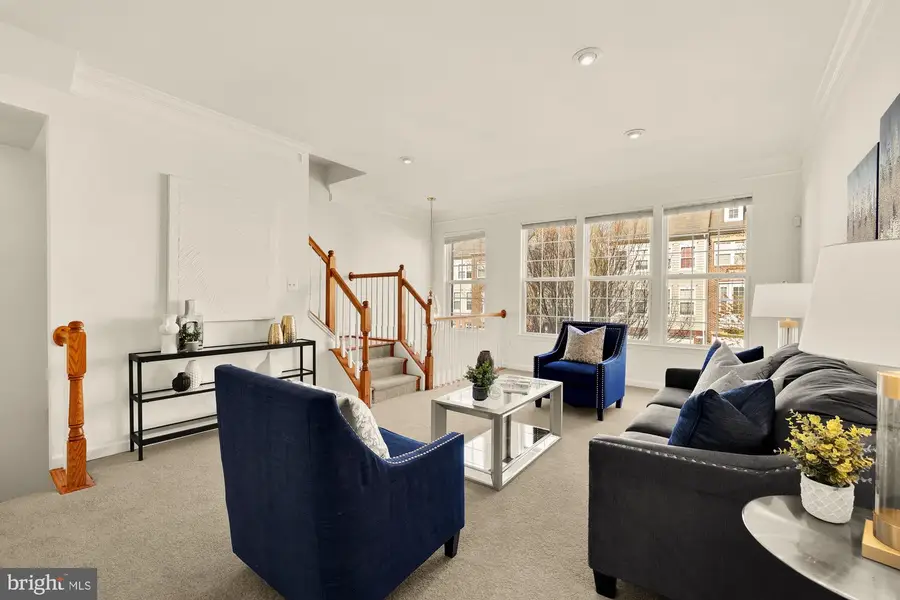 4111 River Forth Dr, Fairfax, VA 22030 - #3