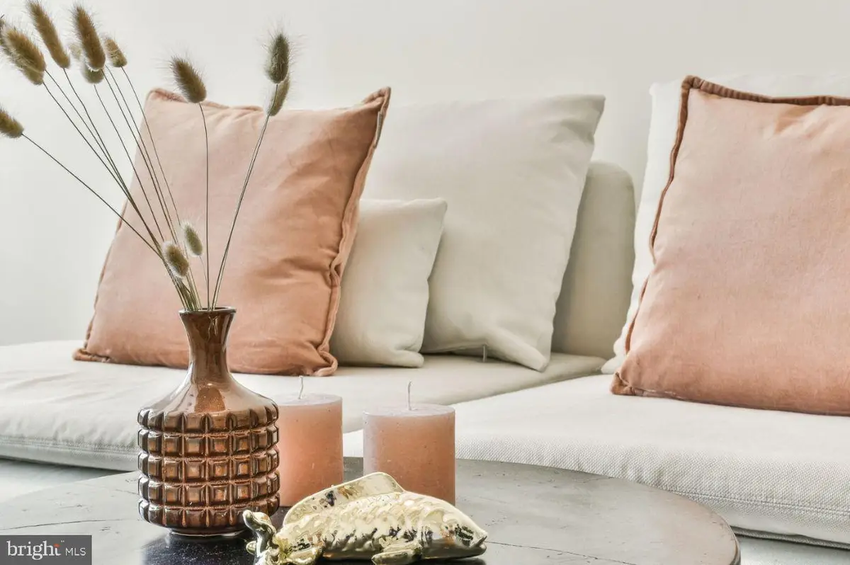 735 Palmer Dr, Herndon, VA 20170 - #1