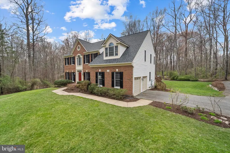 10582 Canterberry Rd, Fairfax Station, VA 22039 - #3