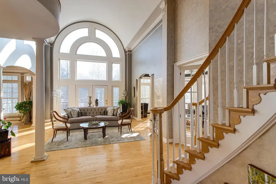 891 Chinquapin Rd, McLean, VA 22102 - #3