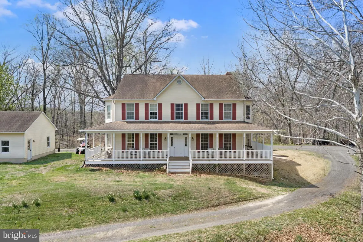 7214 Clifton Rd, Clifton, VA 20124 - #1