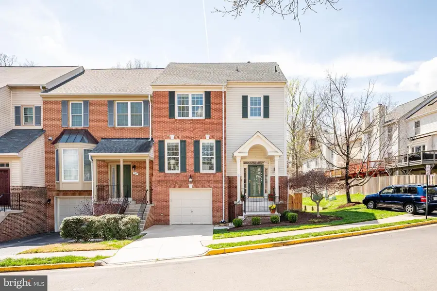 9433 William Kirk Ln, Burke, VA 22015 - #2