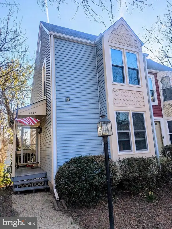 1773 Whisperhill Dr, RESTON, VA 20194